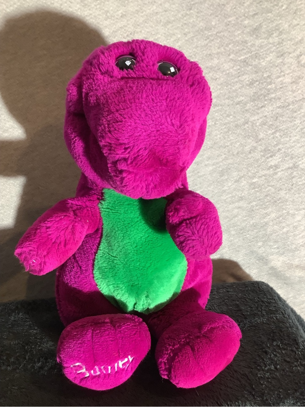 Vintage Early 90s Barney Plush - one loose seam needs to be hemmed, easy fix.
